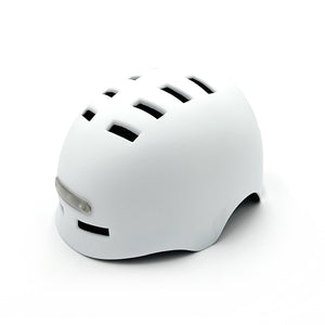 Casque trottinette blanc avec LED - Excellent Accessoires par FRV - Seulement €44.99! Acheter maintenant sur Nexyo.fr