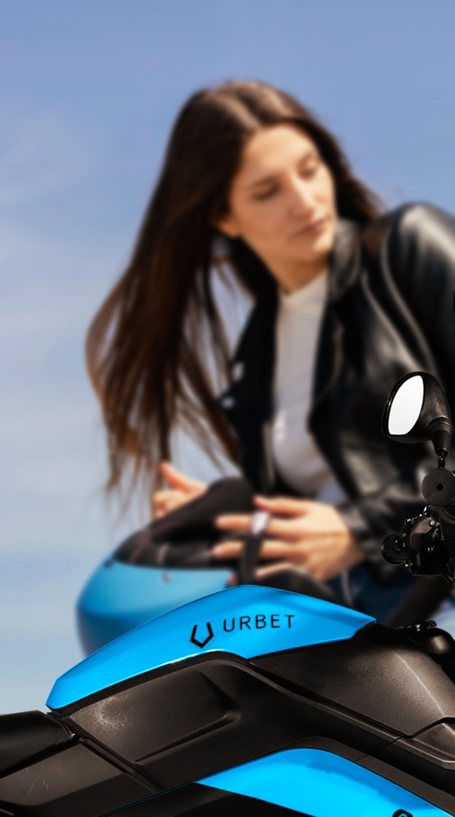 Moto électrique - Urbet Gadiro E-125 - Excellent Motos par Urbet - Seulement €3679! Acheter maintenant sur Nexyo.fr