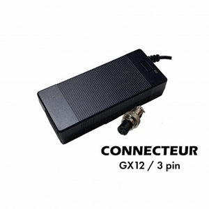Chargeur trottinette électrique 52V 58.8V / 2A (connecteur GX12-3p) - Excellent Accessoires par Universel - Seulement €34.99! Acheter maintenant sur Nexyo.fr