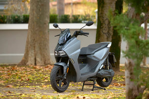 Scooter électrique - Horwin SK3 | 72V 36Ah Standard Range - Excellent Scooter par Horwin - Seulement €2999! Acheter maintenant sur Nexyo.fr