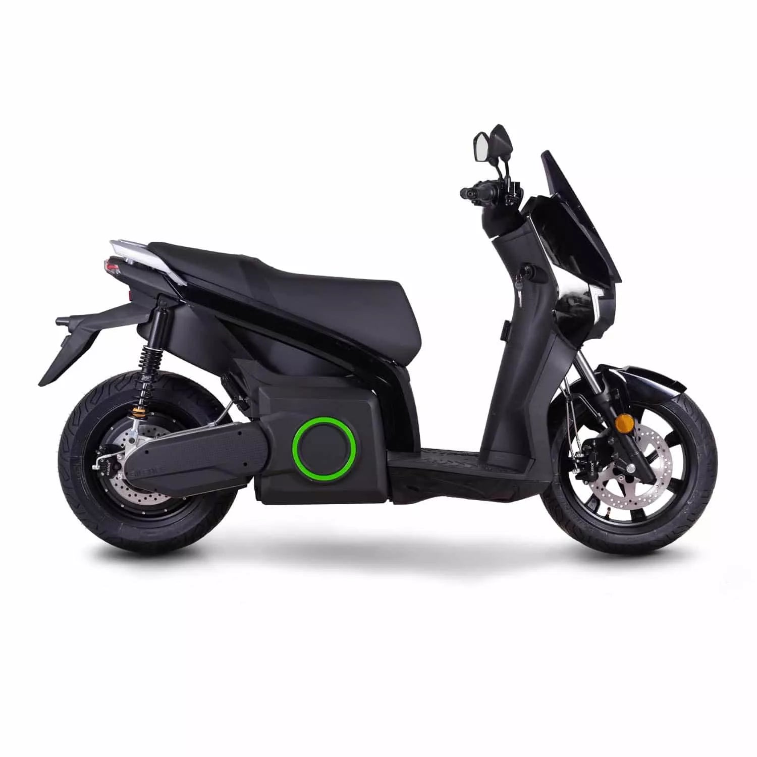 Scooter électrique - Silence S01 Connected | L3e 125cc - Excellent Scooter par Silence - Seulement €7290! Acheter maintenant sur Nexyo.fr