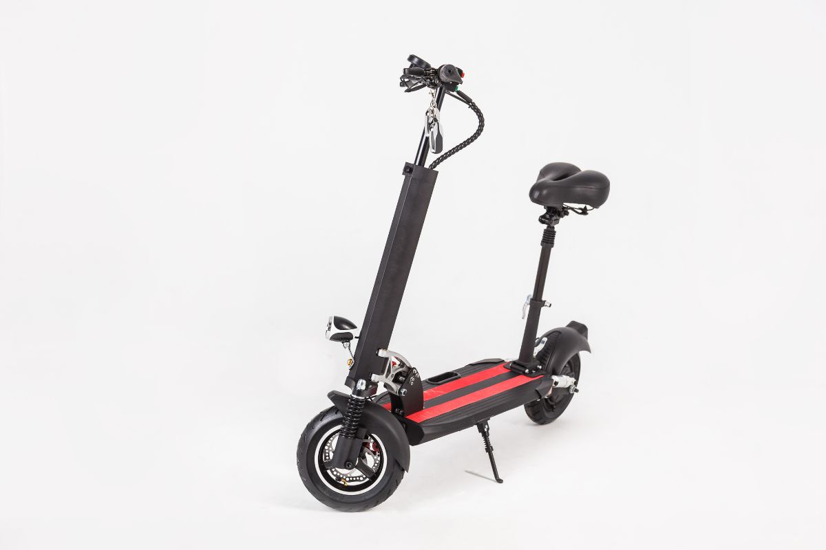 Comparaison des meilleurs modèles de trottinettes électriques : Dualtron, Nami et Teverun
